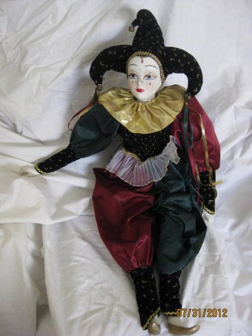 PORCELAIN DOLL \ COURT JESTER 58CM