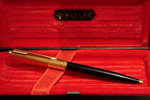 Parker 75 Gold and Black Ballpoint pen