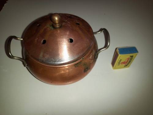 Incense pot?