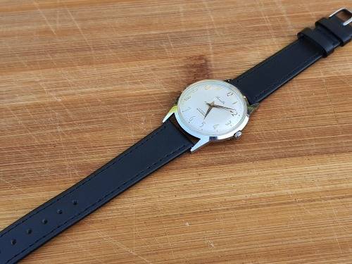 Stunning Levette vintage dress watch