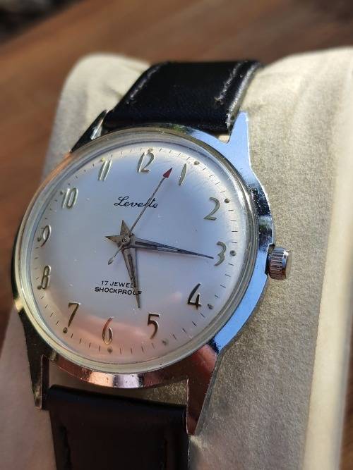 Stunning Levette vintage dress watch