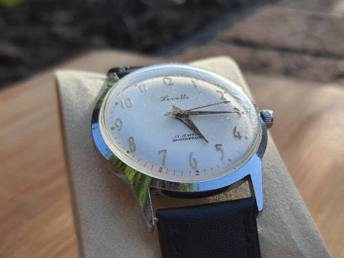 Stunning Levette vintage dress watch