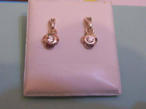 **PRETTY feminine Sterling Silver earrings with simulated Diamonds