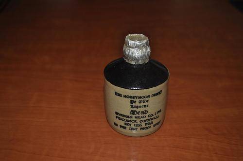 The Honeymoon Cream - Ye Olde Liqeur Mead - Miniature