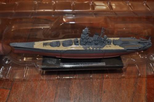 ATLAS DIECAST WARSHIP IN MINT CONDITION,BOXED,IJN YAMATO