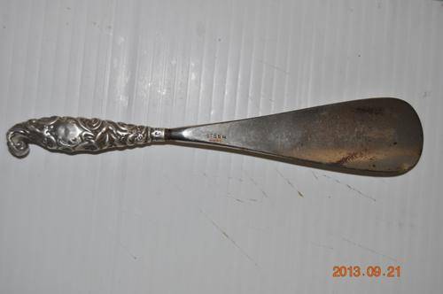 CRAZY START R1 !!!!.STERLING SILVER HALLMARKED SHOE HORN
