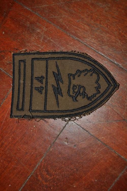 BORDER WAR 44 PARACHUTE BRIGADE CLOTH BADGE