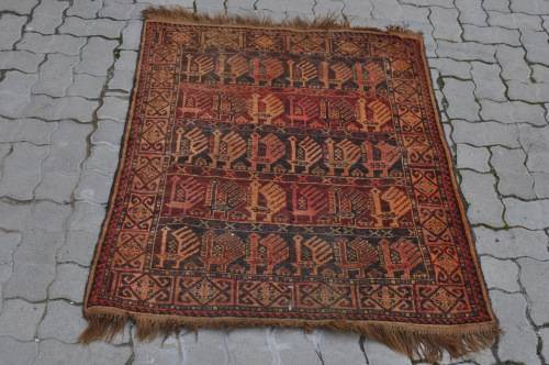 AWESOME VINTAGE PERSIAN HANDMADE CARPET 93X118CM
