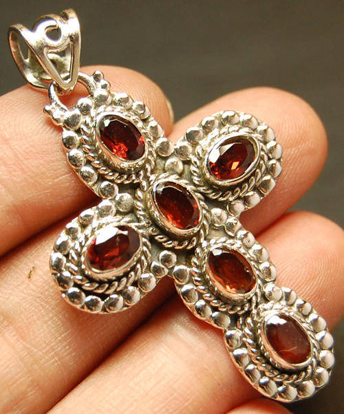 GARNET .925 STERLING SILVER CROSS PENDANT