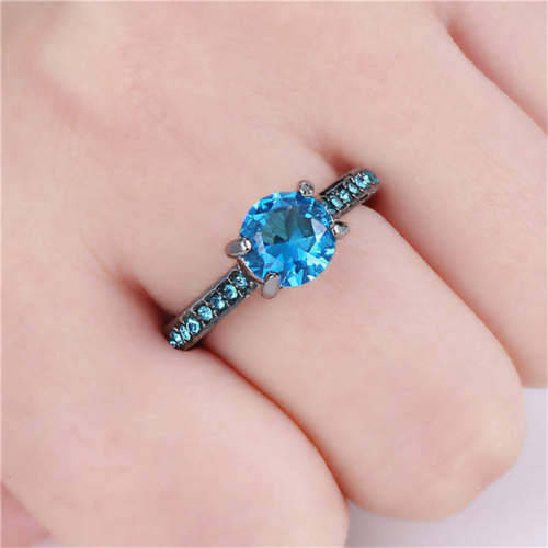 Beautiful Sky Blue Crystal Promise Ring - Size 7