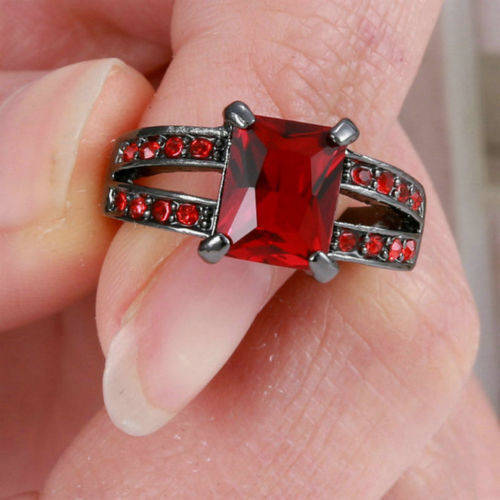 Beautiful Red Crystal Ring - Size 6