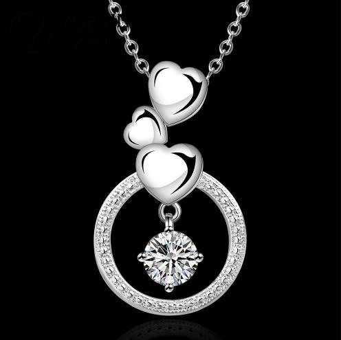 Exquisite White Crystal Fashion Necklace