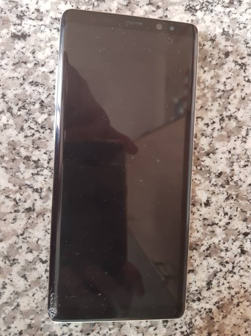 Samung Galaxy Note8 (cracked Screeen)