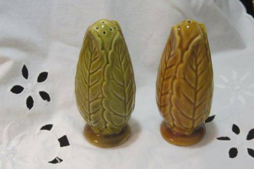 Leaf / cabbage cruet - salt and pepper - 11cm high - made in England