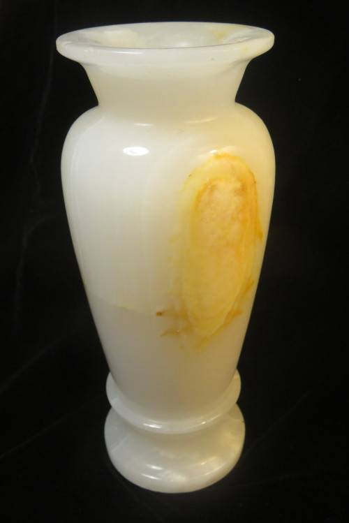 Heavey alabaster vase 22cm high