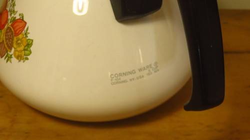 Corningware teapot - 6 cup