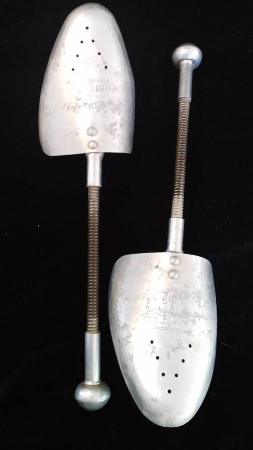 Shoe trees / stretchers - VicTree - England -  size 8x9