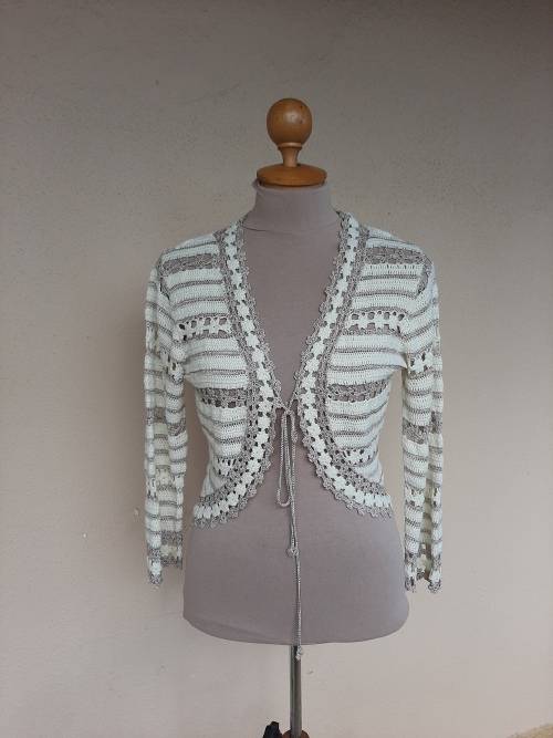 Crochet cardigan - Queens Park - size M - as new