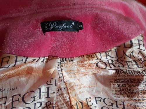 Pink faux fur jacket - Perfect - size small