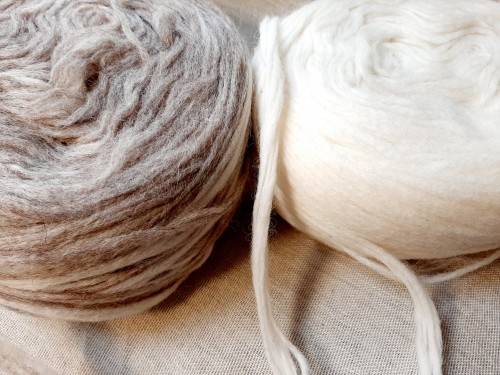 2 huge balls handspun real wool 425g in total