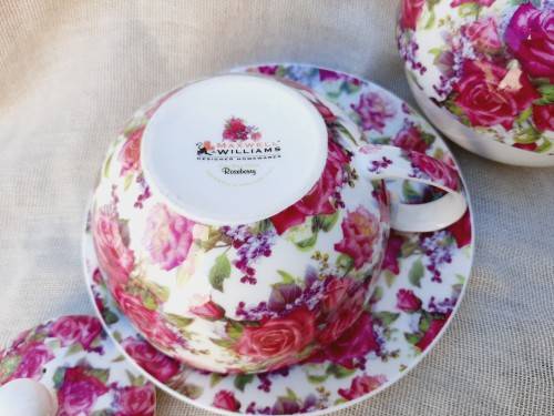 Maxwell Williams - Tea for one teapot - Roseberry pattern