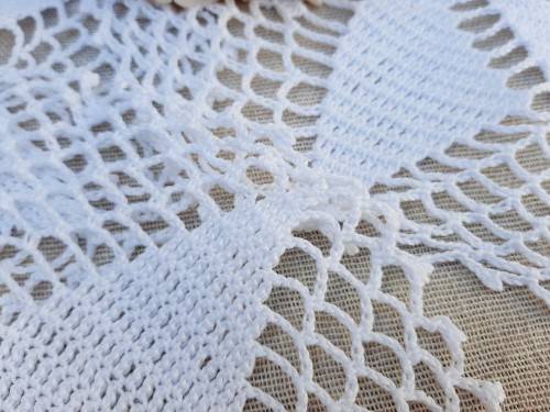 Large crochet doilie/ doily - white with red flowers - 41cm