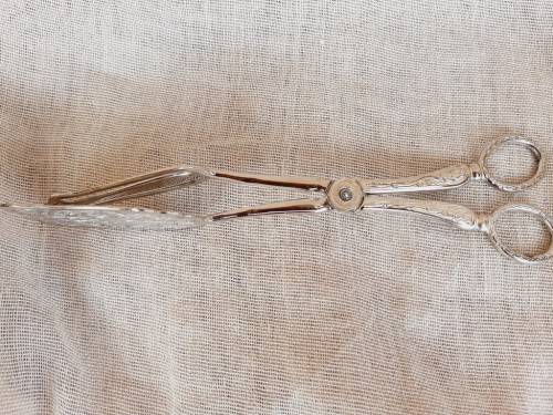 Silverplate  serving tongs  - 22 cm