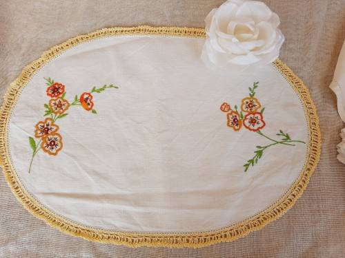 Embroidered tray cloth - linen - white with yellow crochet edge 48 x 32 cm