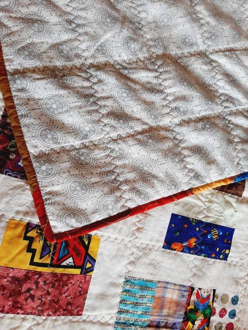 Quilt - - colourful - 123 x 120 cm - new