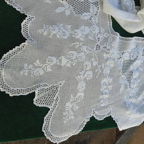 Filet crochet edging for a square tablecloth 112 x 112 cm (24cm wide)