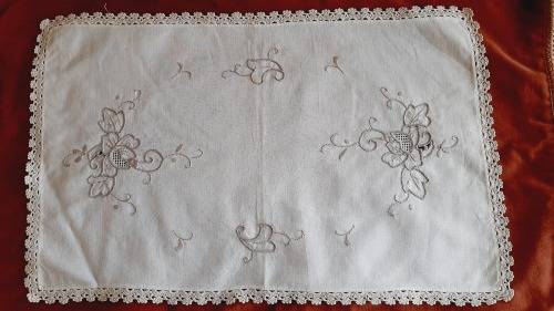 Cream cotton tray cloth -  44 x 27 cm