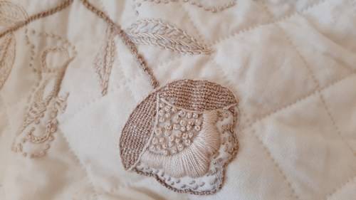 Lovely cream quilt - embroidered - square 180 x 180cm - good condition