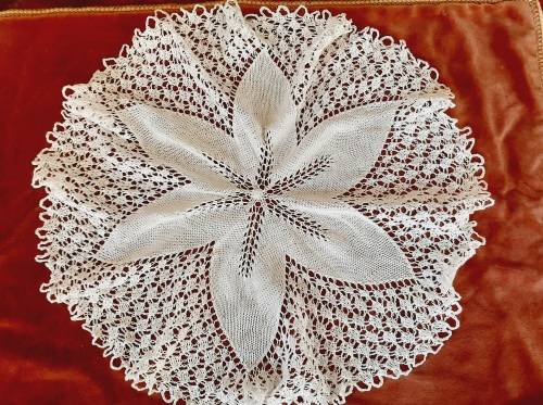 Round, white, knitted doily/doilie -45 cm
