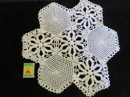White oval crochet doilie - acryllic