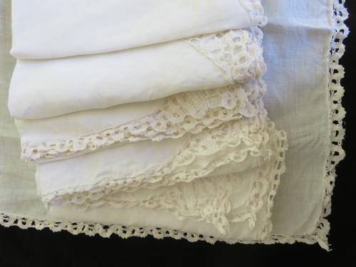 Set of 6 cotton serviettes/ napkins