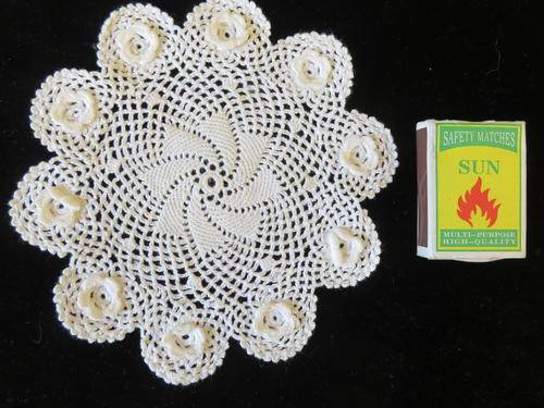 White crochet doilie - raised flower detail - 15cm