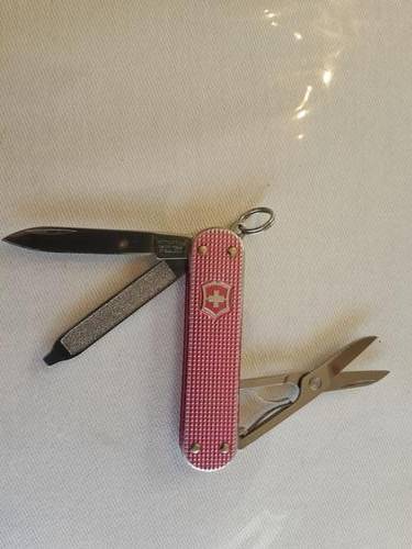 Swiss Army knife Ribbed Alox Classic SD Victorinox
