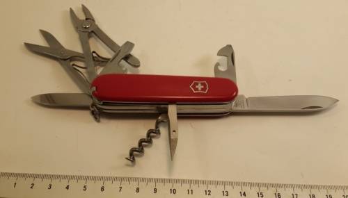Swiss Army knife Deluxe (Climber)Victorinox Older Model