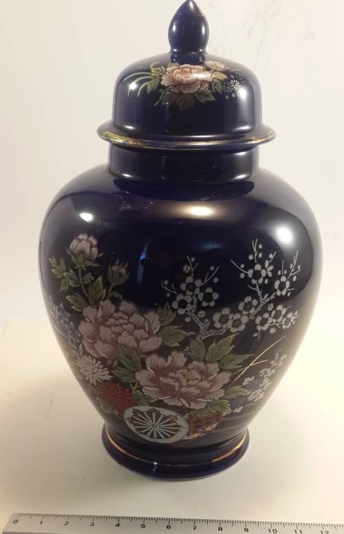 Vintage Porcelain Hand Painted Ginger Jar Cobalt Blue Japanese