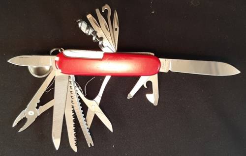 Victorinox Swiss Champ 33 tools  Good Condition