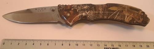 Buck 288  Knive  Lockback Bantam Mossy Oak