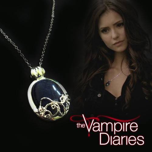 The Vampire Diaries - Katherine Pierce - Lapis Lazuli Sun Protection / Daylight Necklace