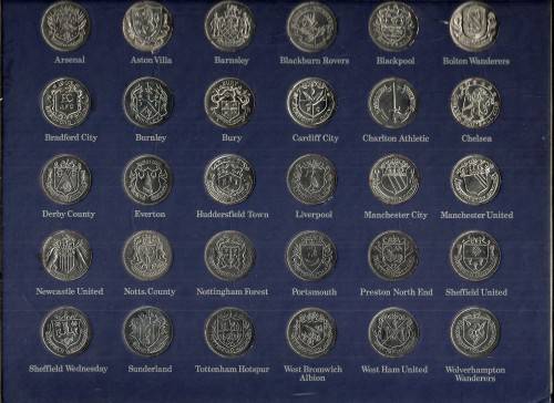"ESSO" (UK) - "100 YEARS OF FOOTBALL" - COMPLETE COLLECTORS FOLDER, 1972!