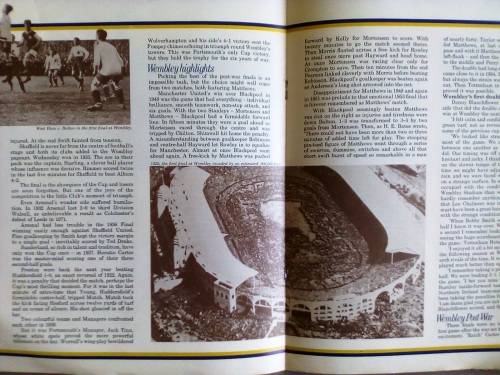 "ESSO" (UK) - "100 YEARS OF FOOTBALL" - COMPLETE COLLECTORS FOLDER, 1972!