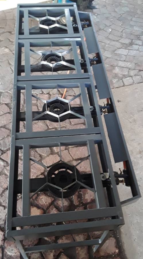 Heavy duty gas stove