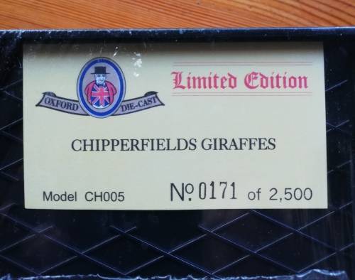 CHIPPERFIELDS CIRCUS GIRAFFE TRANSPORTER - OXFORD 1:76