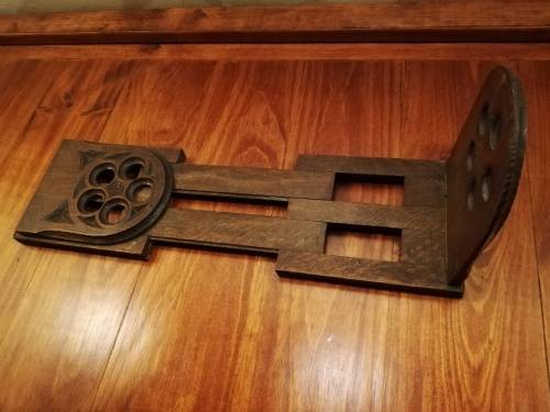 VINTAGE EXPANDABLE BOOK SHELF