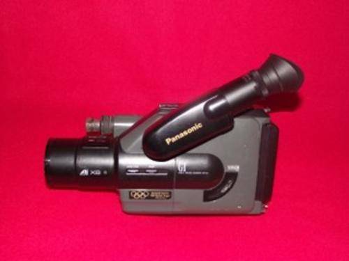 Panasonic NV-G1 VHS Movie Camera - 8x Optical Zoom