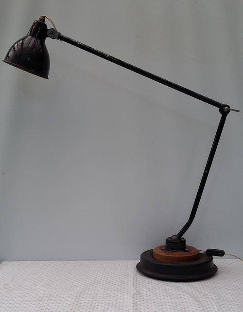 bauhaus style work lamp