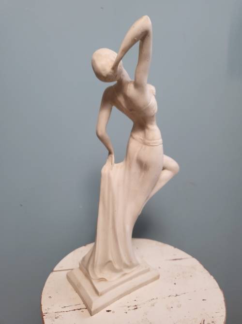 Art deco figurine